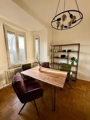 Ein Sitzbereich in der Unterkunft Elegante Jugendstil-Wohnung - ruhige Lage nähe HBF