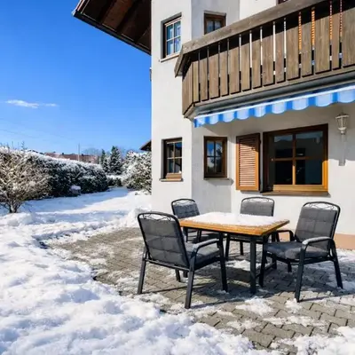 Osterurlaub im Alpenidyll für 4 mit Sonnenterrasse
