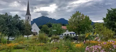 Ein allgemeiner Bergblick oder ein Berglick von der Ferienwohnung aus