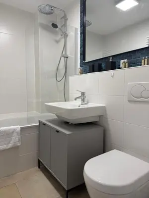 Ein Badezimmer in der Unterkunft Lumen Homes - Altstadt-Residenz, direkt im Zentrum, geräumiges Apartment mit 5 Zimmern, Küche