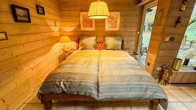 Ein Bett oder Betten in einem Zimmer der Unterkunft Stadtgarten Oase