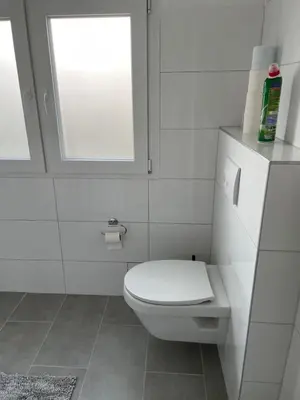 Ein Badezimmer in der Unterkunft TopLageDG