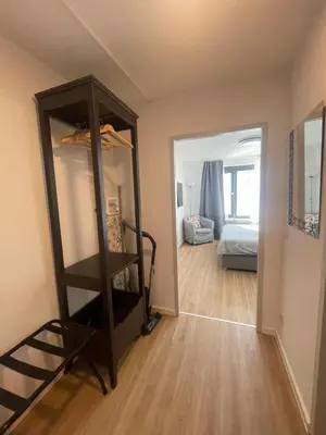 Ein Bett oder Betten in einem Zimmer der Unterkunft Hotel Room at Munich Central Station
