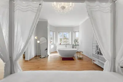 Ein Bett oder Betten in einem Zimmer der Unterkunft Liebelei Miesbach Boutique Apartment - 2 Min zum Bahnhof, eigener Parkplatz