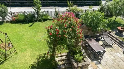 Ein Garten an der Unterkunft Appartment Kuschelecke