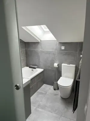 Ein Badezimmer in der Unterkunft Helle Loft in guter Lage