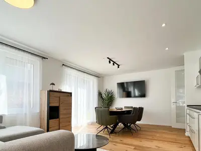 TV/Unterhaltungsangebot in der Unterkunft YUVA HOMES Germering - 100m2 - nahe München - 2 Bäder - S-Bahn