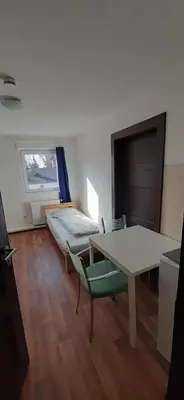 Ein Bett oder Betten in einem Zimmer der Unterkunft 2-Rent Group Hostel Apartments EVE74