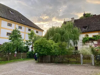 Ein Garten an der Unterkunft Ferienwohnung Stefanie