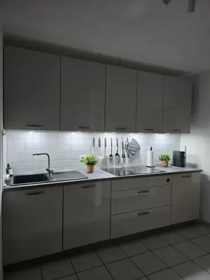 Küche/Küchenzeile in der Unterkunft Ruhiges Apartment nähe Bahnhof HILTI