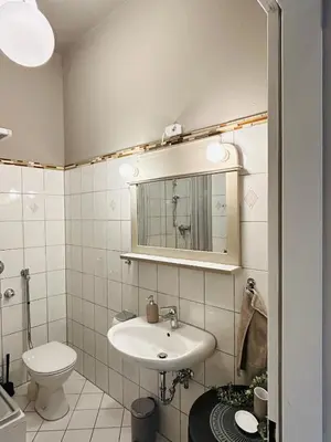 Ein Badezimmer in der Unterkunft Happy Künstlerflair