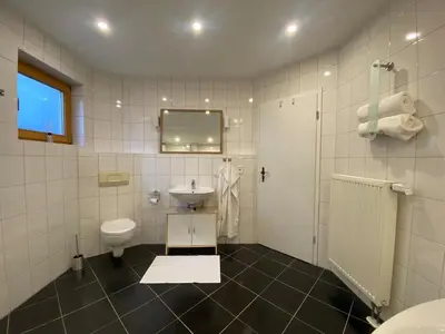 Ein Badezimmer in der Unterkunft Gemütliche Wohnung ruhig gelegen 75qm