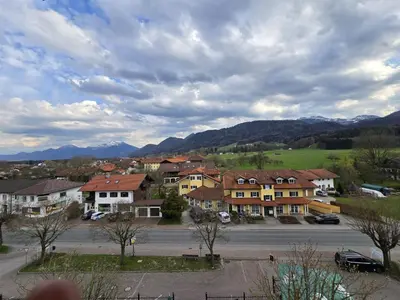 Ein allgemeiner Bergblick oder ein Berglick von des Hotels aus