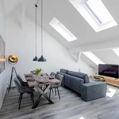 UNiQE I 100qm I 2 Schlafzimmer I Nähe Messe
