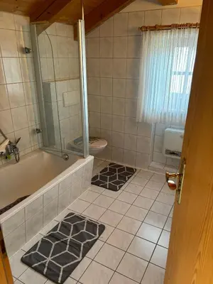 Ein Badezimmer in der Unterkunft Ferienwohnung Hamberger