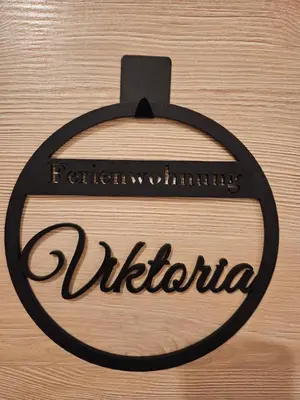 Ein Zertifikat, Auszeichnung, Logo oder anderes Dokument, das in der Unterkunft Beautiful new building attic apartment Viktoria ausgestellt ist