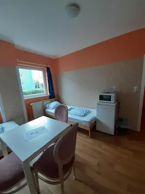 Ein Bett oder Betten in einem Zimmer der Unterkunft 2-Rent Group Hostel Rooms&Apartments TUB19A