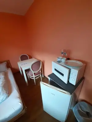 Ein Bett oder Betten in einem Zimmer der Unterkunft 2-Rent Group Hostel Rooms&Apartments TUB19A