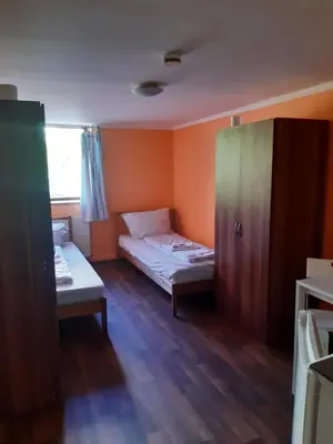 Ein Bett oder Betten in einem Zimmer der Unterkunft 2-Rent Group Hostel Rooms&Apartments EVE168