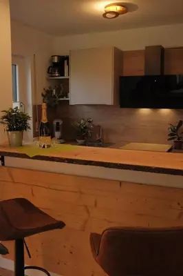 Küche/Küchenzeile in der Unterkunft Ammergaufeeling mit einmaligem Bergblick und Terrasse