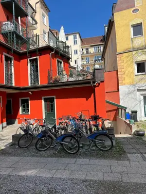 Das Gebäude in dem sich die Ferienwohnung befindet