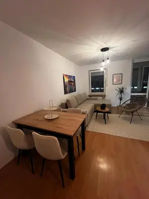 Ein Sitzbereich in der Unterkunft Cozy Sunny Flat in Quiet Spot