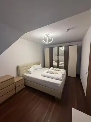 Ein Bett oder Betten in einem Zimmer der Unterkunft Old town comfort and cozy apartment 2