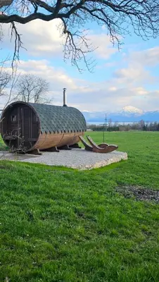 Ein Garten an der Unterkunft Moier-Hof LEX