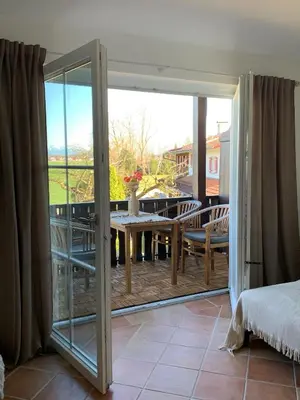 Ein Balkon oder eine Terrasse in der Unterkunft Ferienwohnung mit Herz Chiemsee