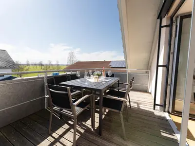 Ein Balkon oder eine Terrasse in der Unterkunft Ferienwohnung Anemone - 4 Zimmer mit Bergblick & Alpenflair