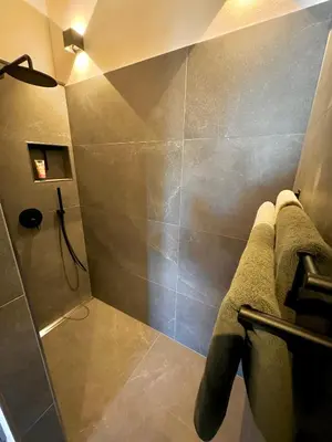 Ein Badezimmer in der Unterkunft Antdorf Chalet