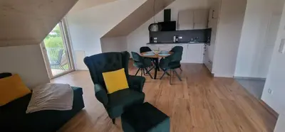 TV/Unterhaltungsangebot in der Unterkunft cozy cube 1 Luxury Apartments, nah an der Messe, 30 Minuten zu den Bergen und Seen, 20 Minuten nach München