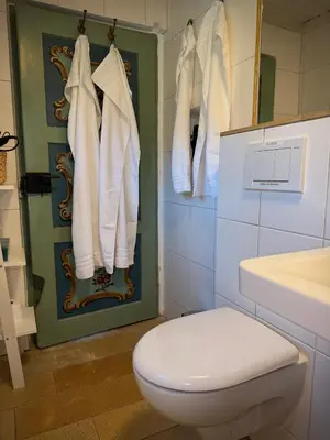 Ein Badezimmer in der Unterkunft Haus Bartenschlager