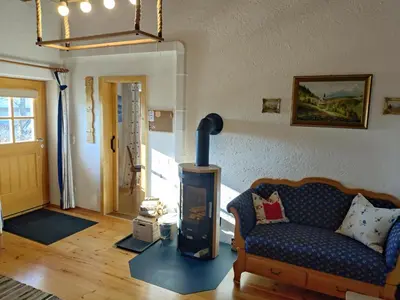 Ein Sitzbereich in der Unterkunft Ferienwohnung Buchner | Chiemgau Karte