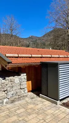 Ein allgemeiner Bergblick oder ein Berglick von der Ferienwohnung aus