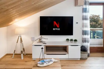 TV/Unterhaltungsangebot in der Unterkunft FENJOY Ferienapartments Bernau am Chiemsee
