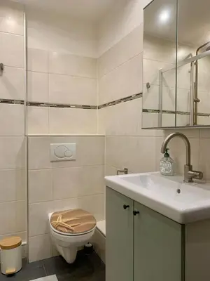 Ein Badezimmer in der Unterkunft Apartment in central location with free parking space