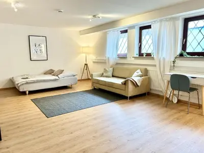 Ein Sitzbereich in der Unterkunft Modern Quiet Studio Central Munich