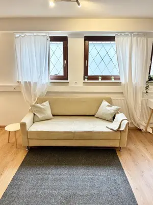 Ein Sitzbereich in der Unterkunft Modern Quiet Studio Central Munich