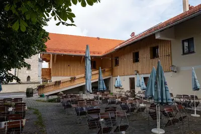 Das Gebäude in dem sich die Ferienwohnung befindet