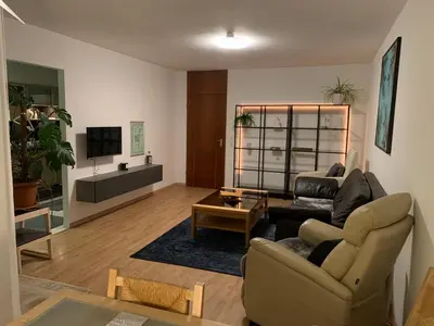 TV/Unterhaltungsangebot in der Unterkunft Schöne 3 ZKB in Augsburg Pfersee
