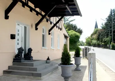 Das Gebäude in dem sich die Ferienwohnung befindet