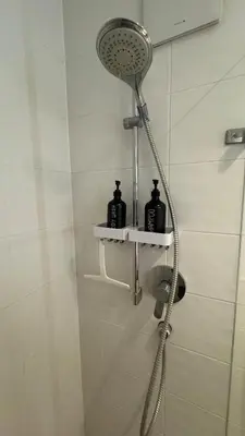 Ein Badezimmer in der Unterkunft DUTTI'S HOME - Stylisches Apartment, Stellplatz, Küche, Self Check-in