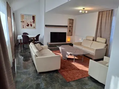 Ein Sitzbereich in der Unterkunft Finest Apartment near BMW