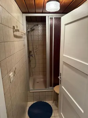 Ein Badezimmer in der Unterkunft FeWo Reiter - Gemütliche Dachgeschosswohnung mit Ausblick