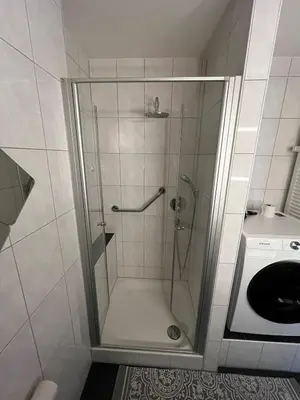 Ein Badezimmer in der Unterkunft NO-Television One bedroom apartment