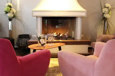 Ein Sitzbereich in der Unterkunft ARTHOTEL Herrsching