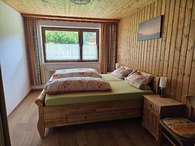 Ein Bett oder Betten in einem Zimmer der Unterkunft Landhaus Anni
