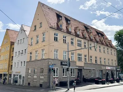 Das Gebäude in dem sich die Ferienwohnung befindet