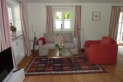 Ein Sitzbereich in der Unterkunft Haus Elbrächter 2